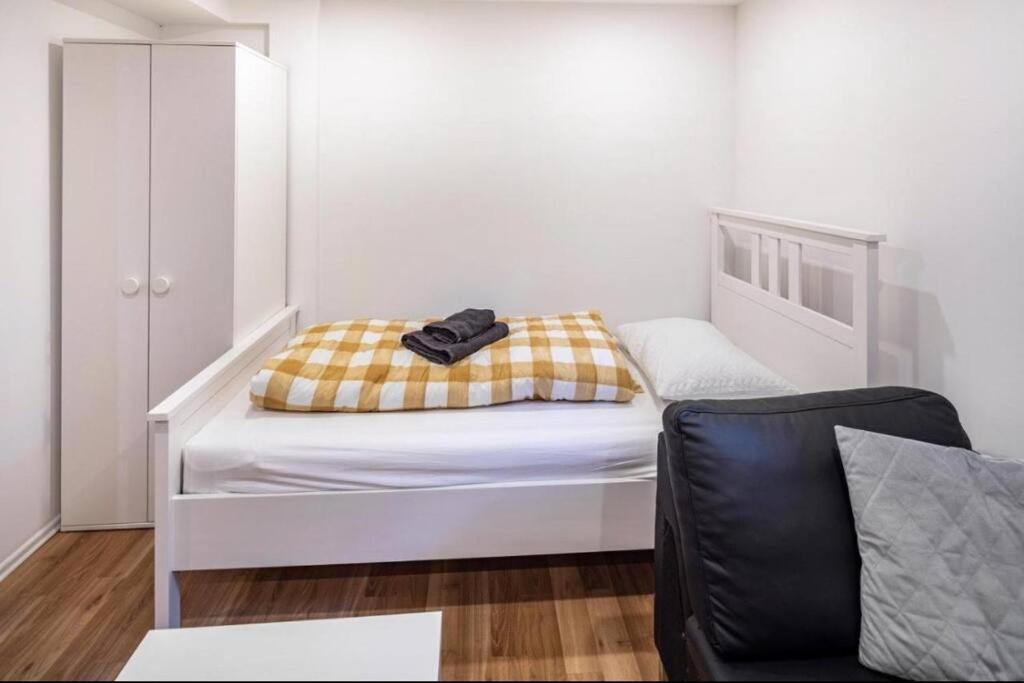 Cityloft Kassel 1 - Zentrale Unterkunft Fuer Gruppen Bis 7 Personen - Parkplatz - Netflix Exterior foto